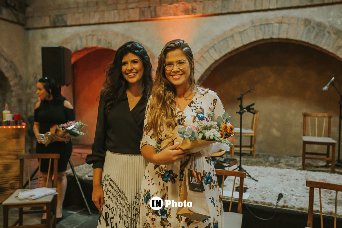 Foto Sobre Casar um evento recheado de novidades e mimos pra noivas em Goiania Foto Sobre Casar um evento recheado de novidades e mimos pra noivas em Goiania - Imagem 16