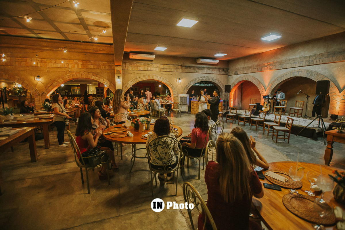 Foto Sobre Casar um evento recheado de novidades e mimos pra noivas em Goiania Foto Sobre Casar um evento recheado de novidades e mimos pra noivas em Goiania - Imagem 5