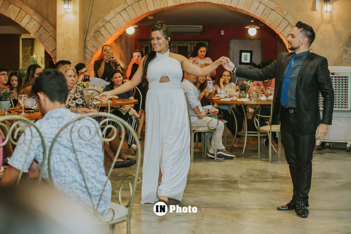 Foto Sobre Casar um evento recheado de novidades e mimos pra noivas em Goiania Foto Sobre Casar um evento recheado de novidades e mimos pra noivas em Goiania - Imagem 173