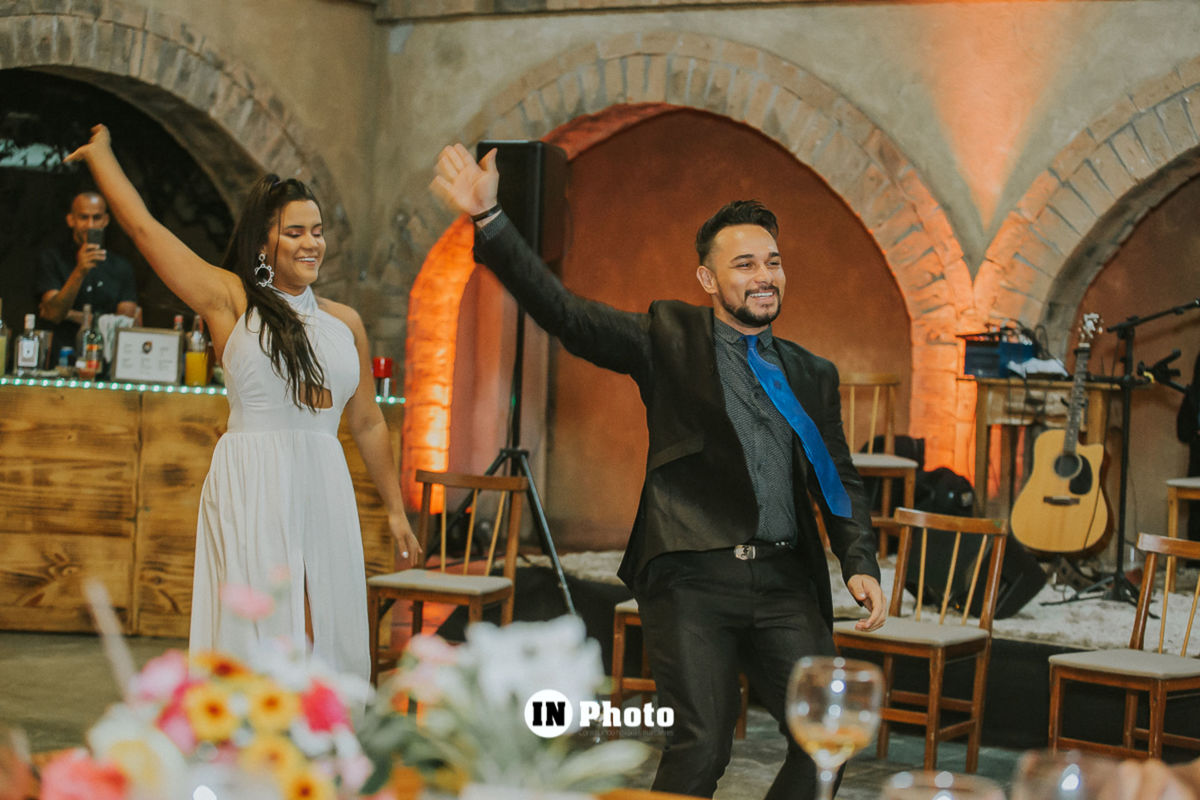 Foto Sobre Casar um evento recheado de novidades e mimos pra noivas em Goiania Foto Sobre Casar um evento recheado de novidades e mimos pra noivas em Goiania - Imagem 178