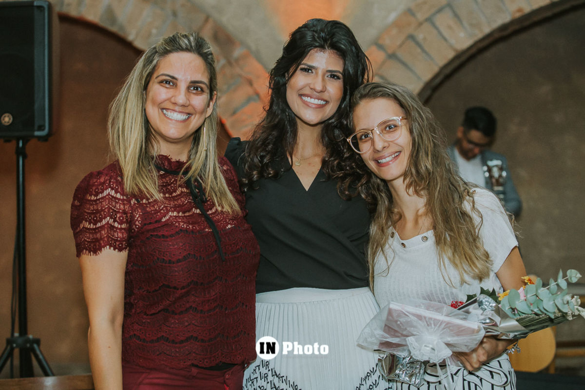 Foto Sobre Casar um evento recheado de novidades e mimos pra noivas em Goiania Foto Sobre Casar um evento recheado de novidades e mimos pra noivas em Goiania - Imagem 246
