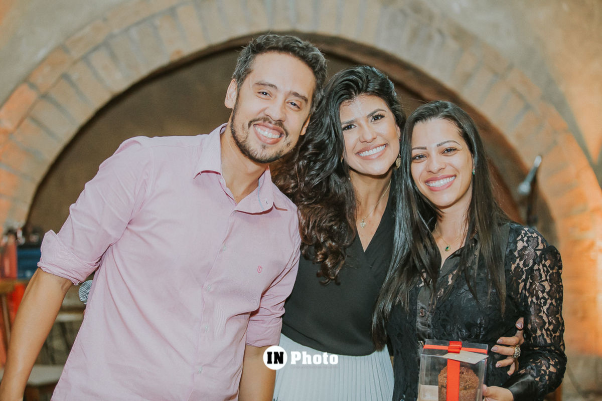 Foto Sobre Casar um evento recheado de novidades e mimos pra noivas em Goiania Foto Sobre Casar um evento recheado de novidades e mimos pra noivas em Goiania - Imagem 257
