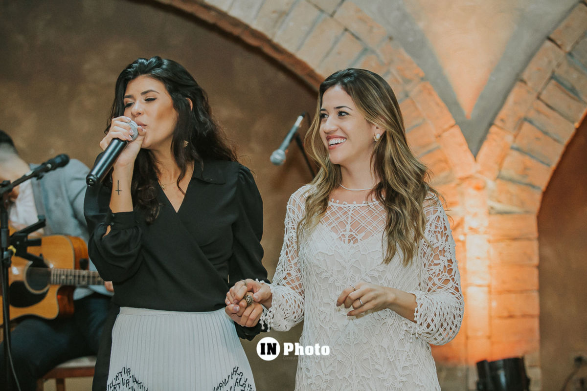 Foto Sobre Casar um evento recheado de novidades e mimos pra noivas em Goiania Foto Sobre Casar um evento recheado de novidades e mimos pra noivas em Goiania - Imagem 284
