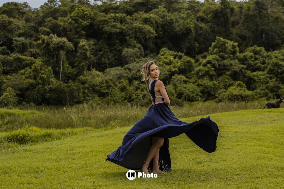 Foto Ensaio fotográfico de 15 anos feito em estúdio em Goiânia Go Foto Ensaio fotográfico de 15 anos feito em estúdio em Goiânia Go - Imagem 35