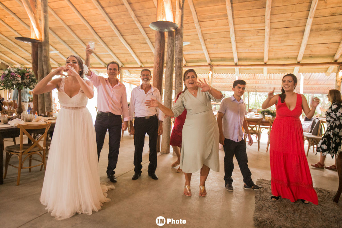 Foto Casamento religioso durante o dia em Goiania-Go Foto Casamento religioso durante o dia em Goiania-Go - Imagem 57