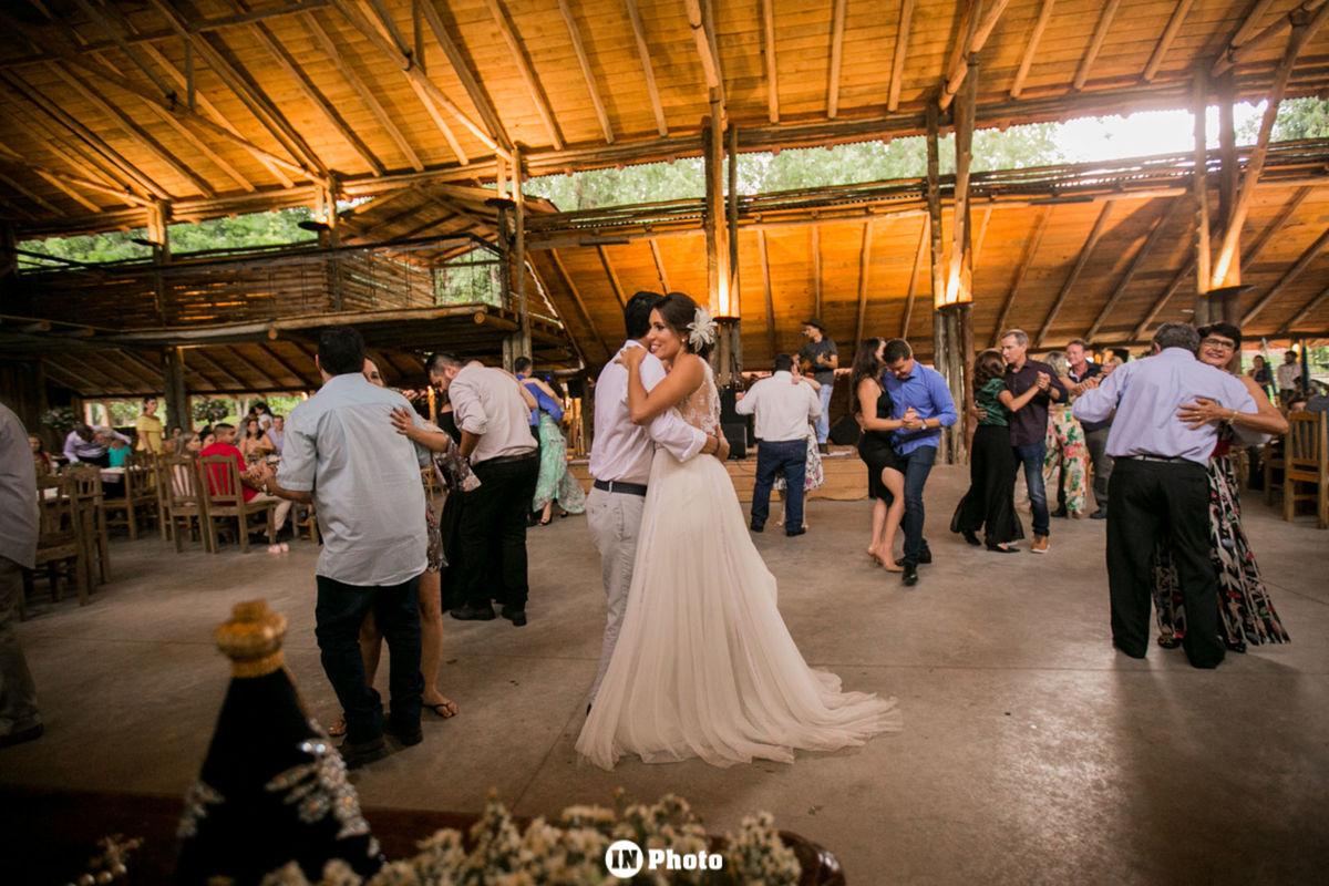Foto Casamento religioso durante o dia em Goiania-Go Foto Casamento religioso durante o dia em Goiania-Go - Imagem 55