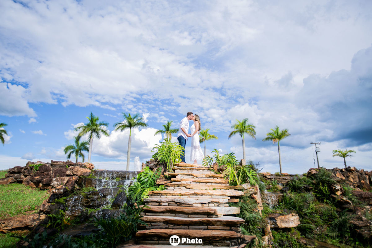 Ensaio fotografico de casal feito na fazenda Nova Conceição/Go Ensaio fotografico de casal feito na fazenda Nova Conceição/Go