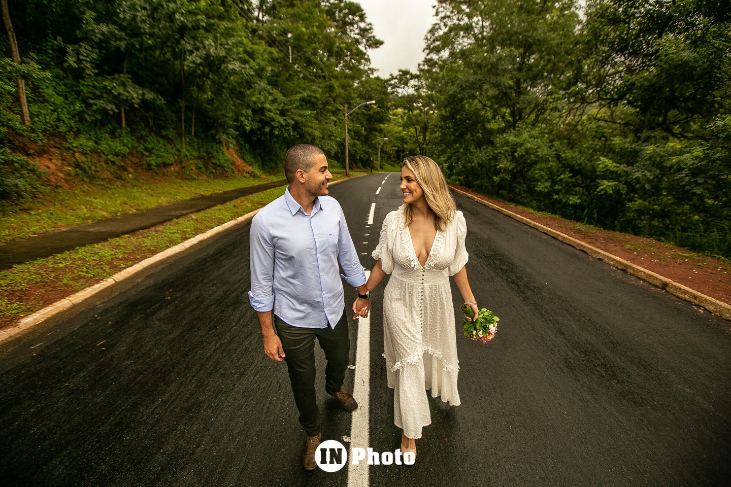 Ensaio fotográfico de casal no condomínio Aldeia do Vale em Goiânia Ensaio fotográfico de casal no condomínio Aldeia do Vale em Goiânia