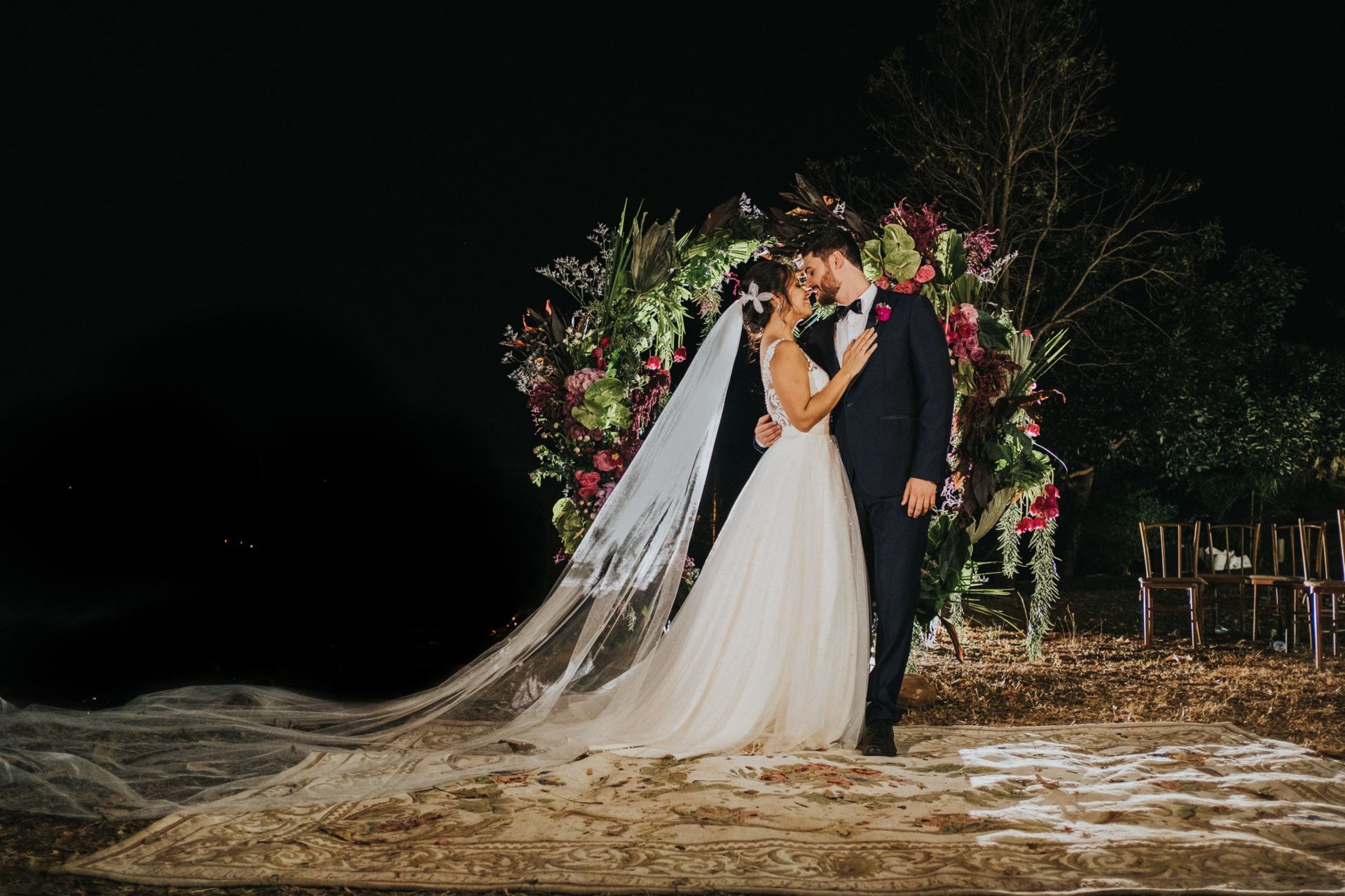 Foto Casamento ao ar livre em casa em Goiânia Foto Casamento ao ar livre em casa em Goiânia - Imagem 22