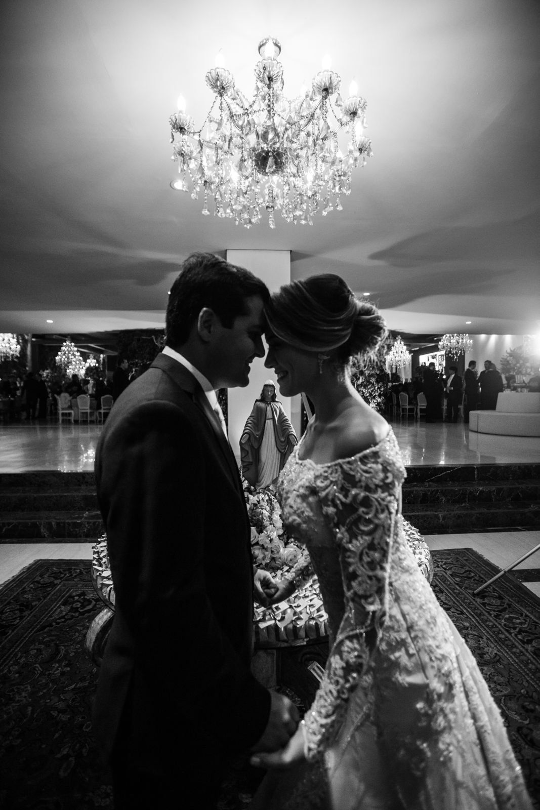 Foto Casamento na igreja Rosa Mística e recepção na Casa Lis em Goiânia Foto Casamento na igreja Rosa Mística e recepção na Casa Lis em Goiânia - Imagem 64