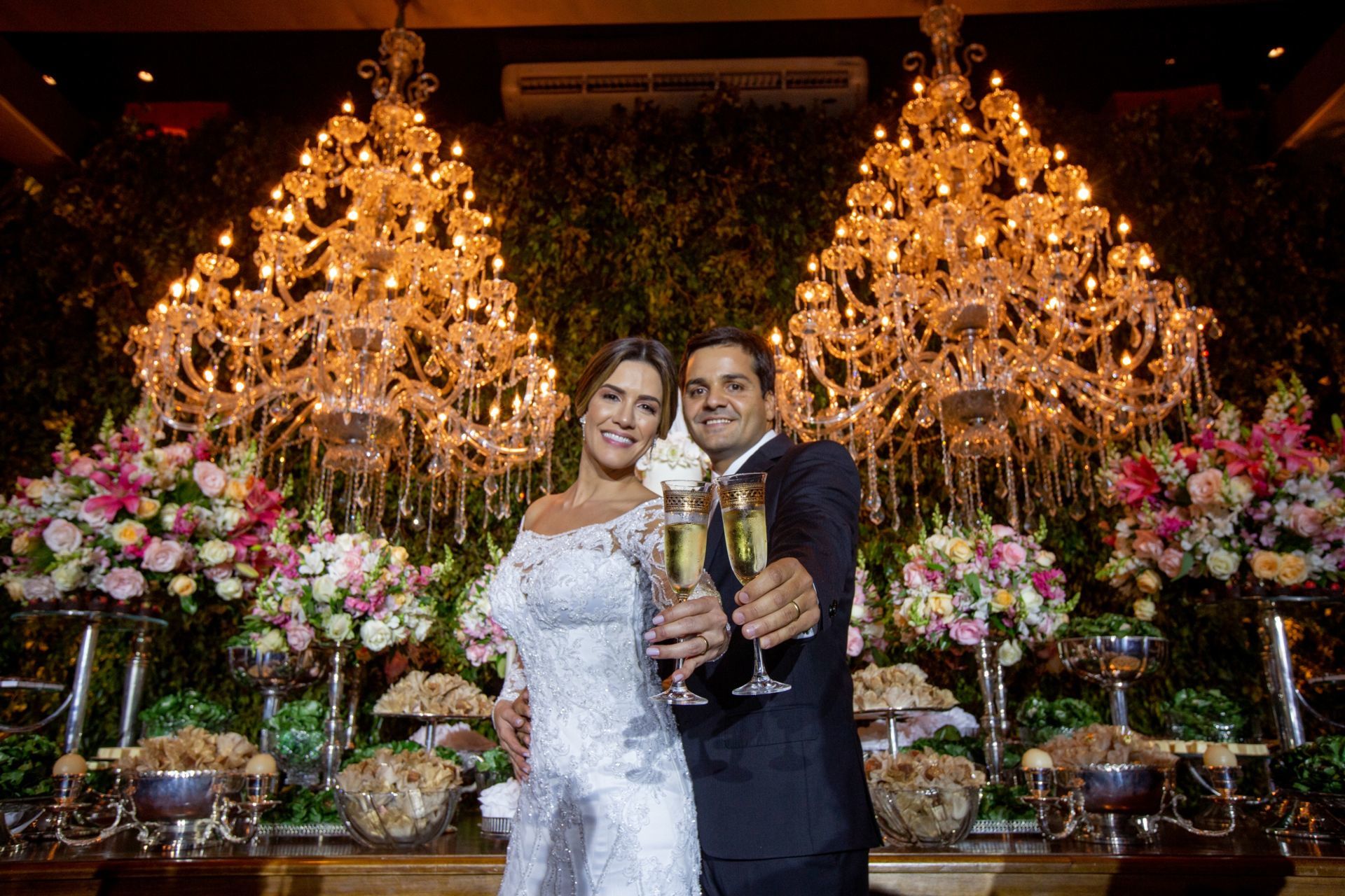Foto Casamento na igreja Rosa Mística e recepção na Casa Lis em Goiânia Foto Casamento na igreja Rosa Mística e recepção na Casa Lis em Goiânia - Imagem 67