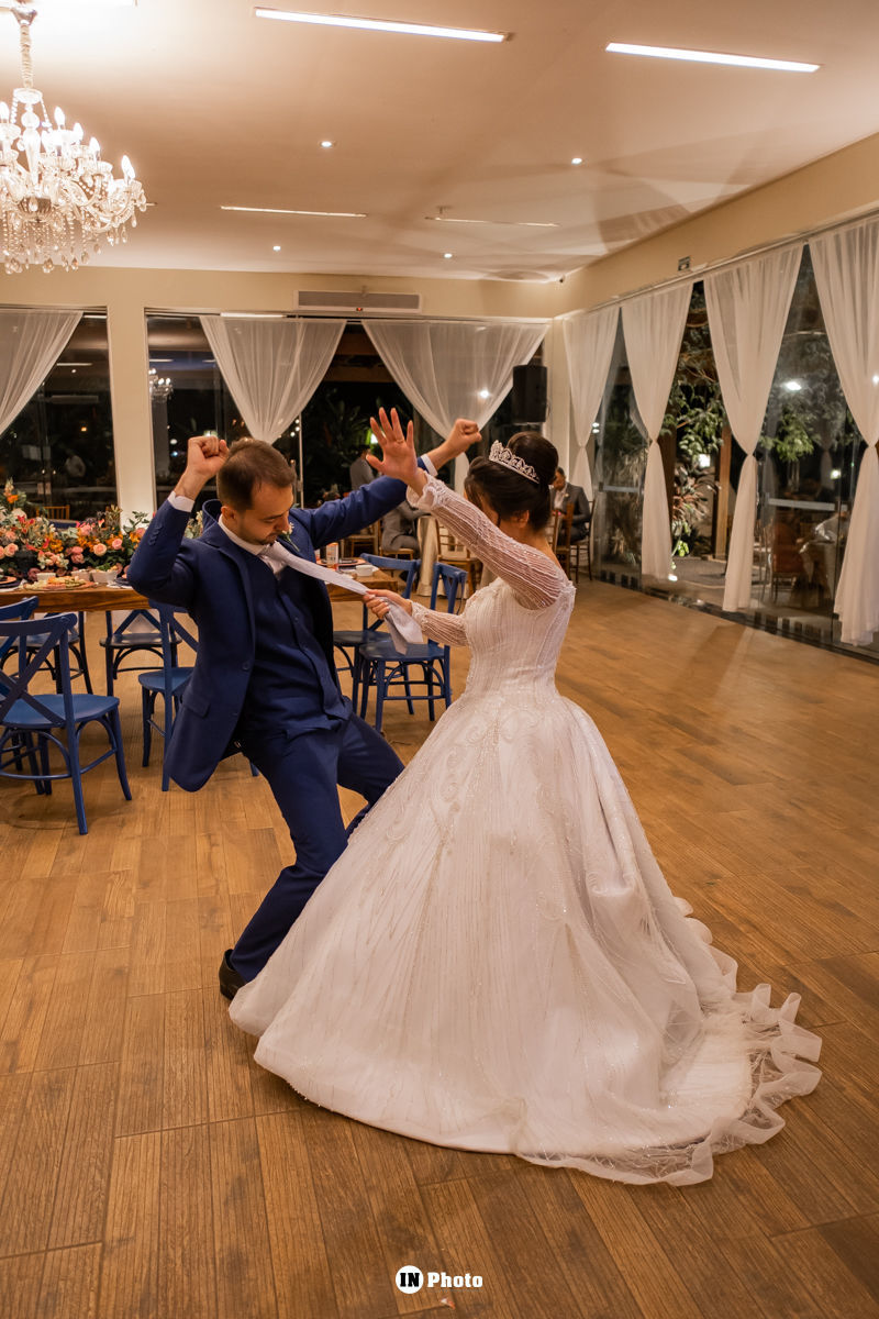 Foto Lindo Casamento ao Ar Livre a Noite no Espaço Alegranza Larissa e Heitor Foto Lindo Casamento ao Ar Livre a Noite no Espaço Alegranza Larissa e Heitor - Imagem 72