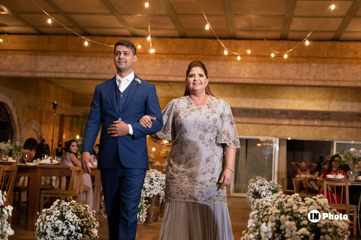 Foto Lindo Casamento Religioso no Espaço Bella Eventos em Goiânia Gisele e Moisés Foto Lindo Casamento Religioso no Espaço Bella Eventos em Goiânia Gisele e Moisés - Imagem 43