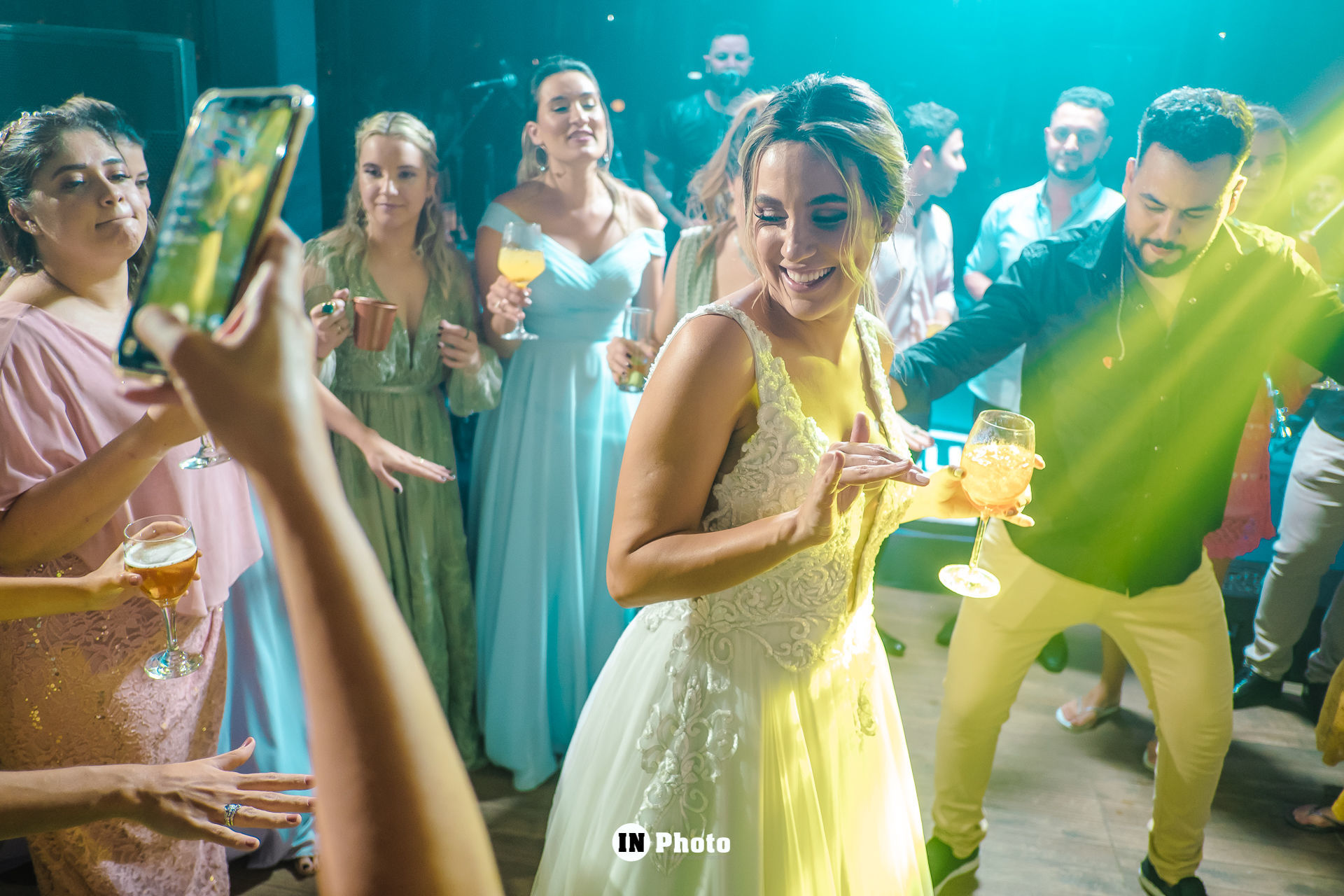 Foto Linda cerimonia religiosa do casal Lorena e Marcus Vinícius Foto Linda cerimonia religiosa do casal Lorena e Marcus Vinícius - Imagem 70
