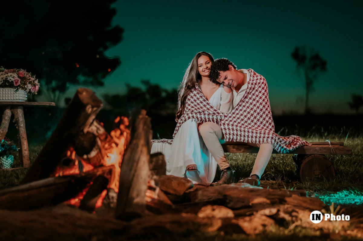 Foto Lindo Ensaio de Casal Romantico na Fazenda Agua Limpa em Hidrolandia Foto Lindo Ensaio de Casal Romantico na Fazenda Agua Limpa em Hidrolandia - Imagem 42