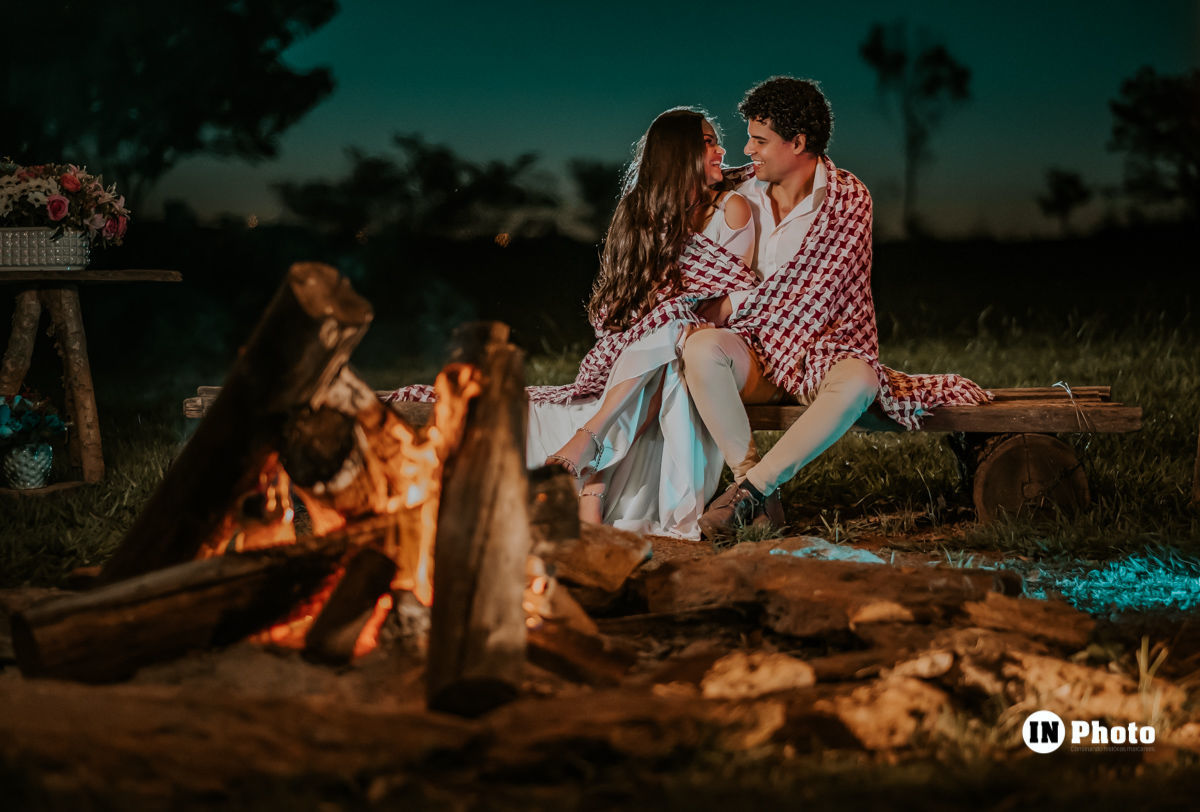 Foto Lindo Ensaio de Casal Romantico na Fazenda Agua Limpa em Hidrolandia Foto Lindo Ensaio de Casal Romantico na Fazenda Agua Limpa em Hidrolandia - Imagem 44