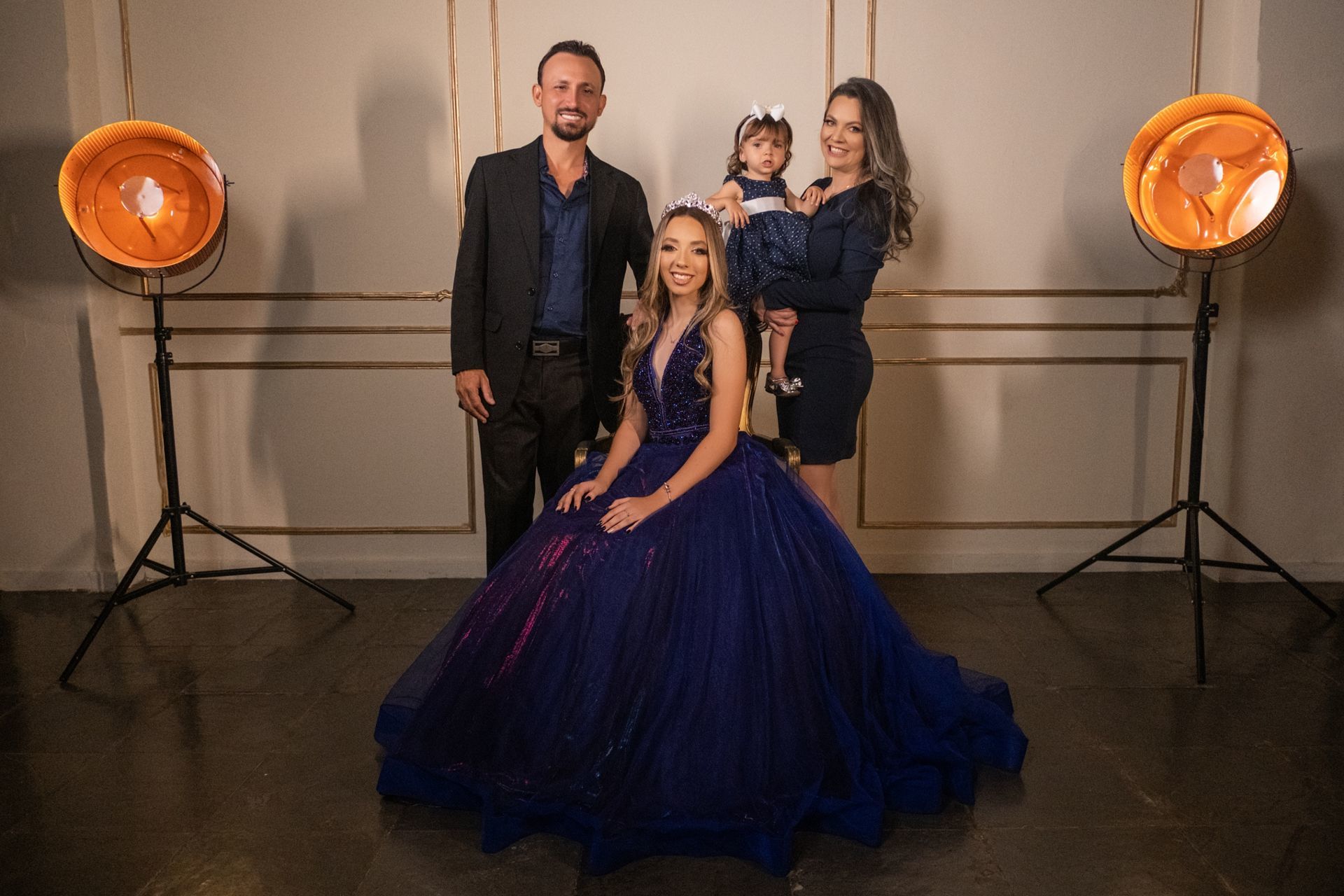 Foto Maravilhoso Ensaio Fotográfico 15 anos da Lara no Estúdio In Photo - Imagem 7