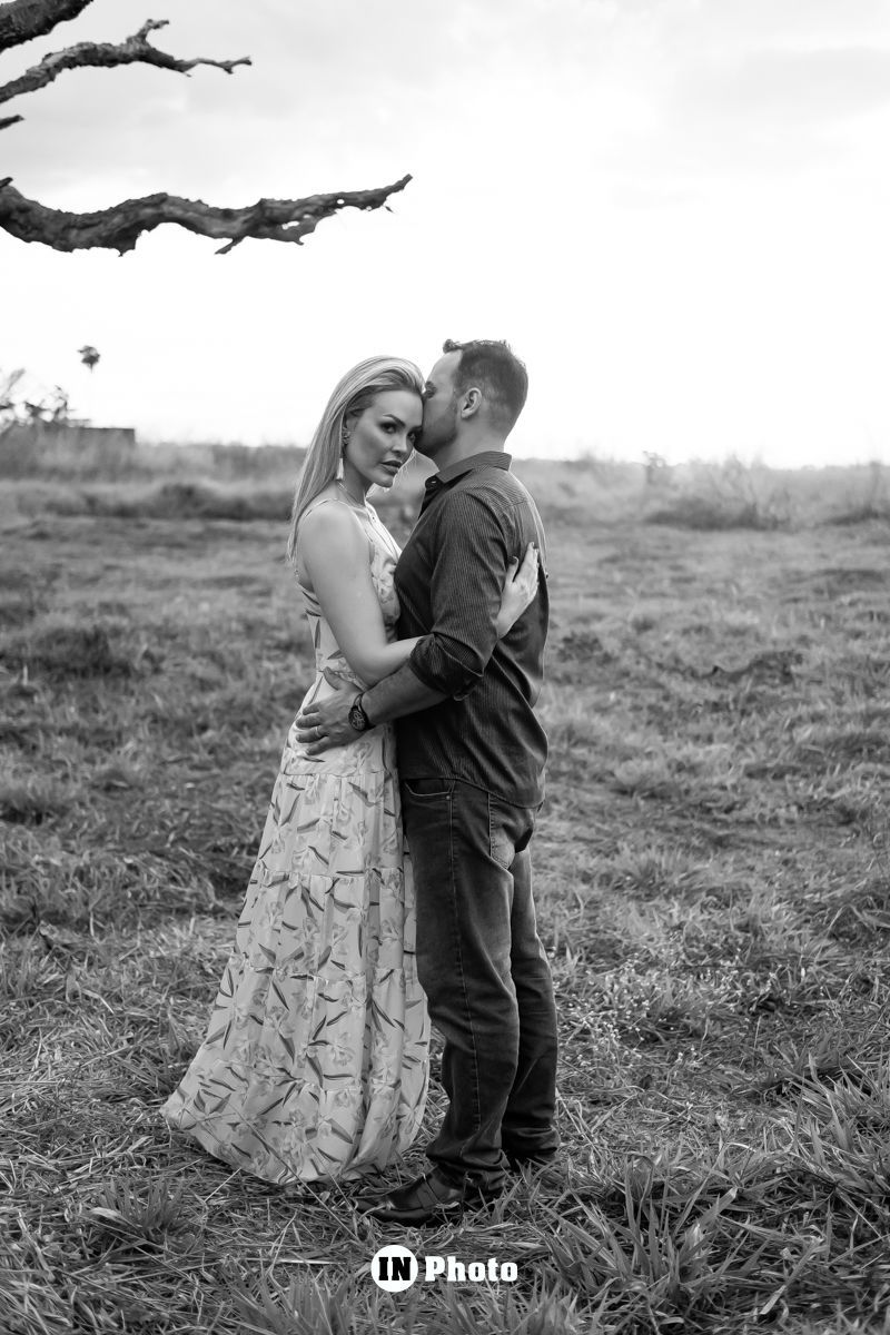 Foto Lindo Ensaio Fotografico de Casal na Fazenda Agua Limpa Lyzia e Rafael - Imagem 58