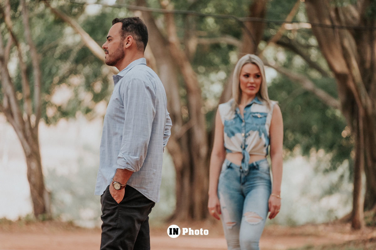 Foto Lindo Ensaio Fotografico de Casal na Fazenda Agua Limpa Lyzia e Rafael - Imagem 2