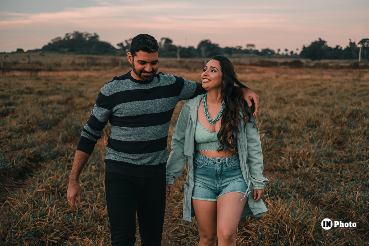 Foto Ensaio Fotográfico de Casal Inspiração com Balão de Ar Quente Rafaela e Frank - Imagem 2