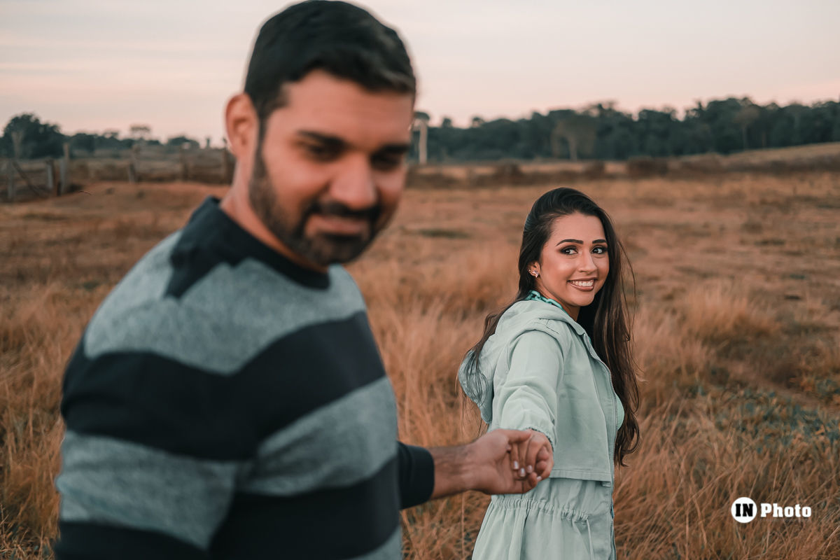 Foto Ensaio Fotográfico de Casal Inspiração com Balão de Ar Quente Rafaela e Frank - Imagem 4
