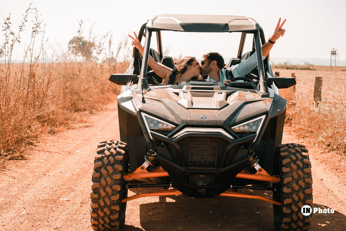 Foto Ensaio Fotográfico de Casal Inspiração com Balão de Ar Quente Rafaela e Frank - Imagem 30