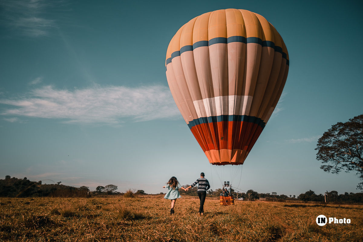 Foto Ensaio Fotográfico de Casal Inspiração com Balão de Ar Quente Rafaela e Frank - Imagem 55