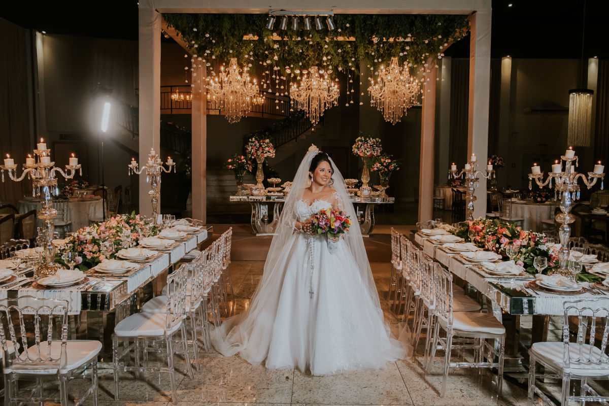 Foto Lindo Casamento na Paróquia Santo Expedito Recepção JL Eventos Keith e Marcos  - Imagem 16