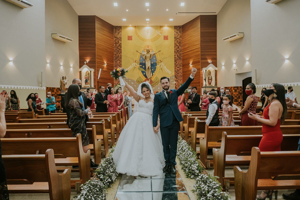 Foto Lindo Casamento na Paróquia Santo Expedito Recepção JL Eventos Keith e Marcos  - Imagem 30