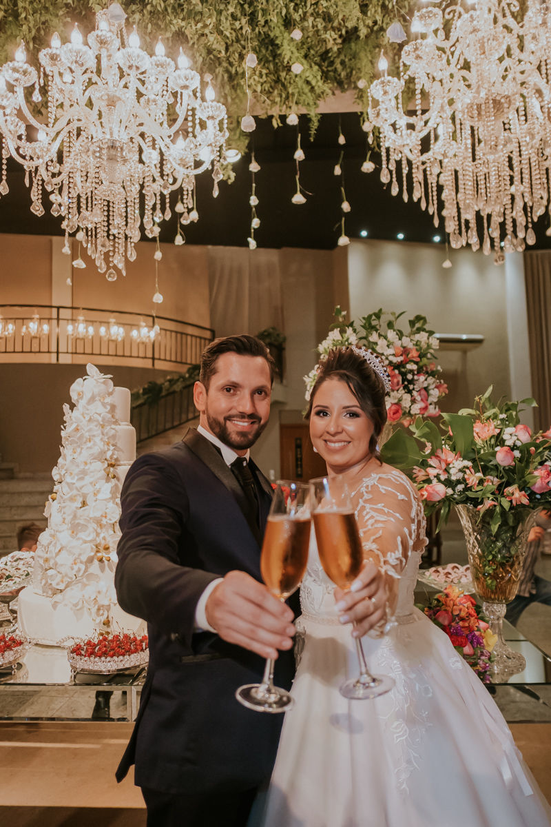 Foto Lindo Casamento na Paróquia Santo Expedito Recepção JL Eventos Keith e Marcos  - Imagem 44