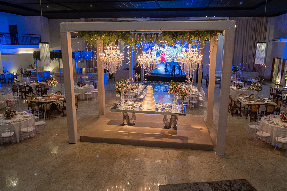 Foto Lindo Casamento na Paróquia Santo Expedito Recepção JL Eventos Keith e Marcos  - Imagem 31