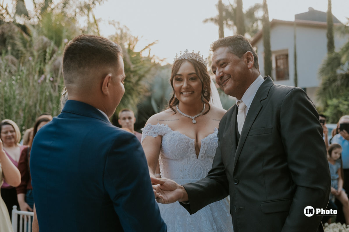 Foto Lindo Casamento Ao Ar livre no Espaço Elite Nicaele e Gabriel - Imagem 2