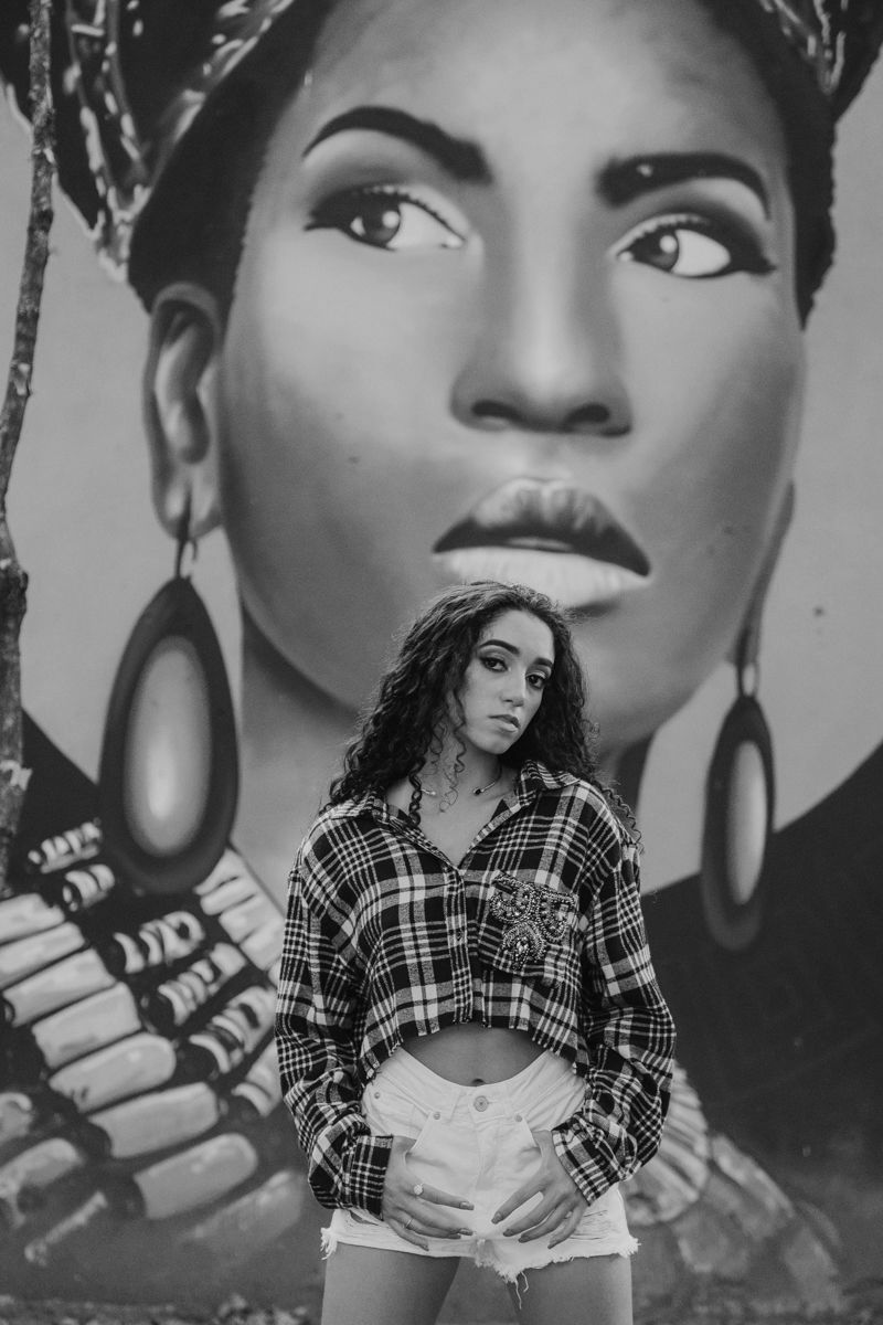 Foto Ensaio Fotográfico 15 Anos no Estúdio e Urbano Isadora Nader  - Imagem 19