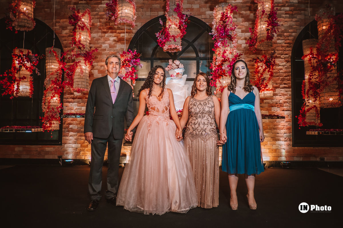 Foto Festa 15 Anos no Espaço para Eventos Aldeias Kauai Isadora Nader  - Imagem 8