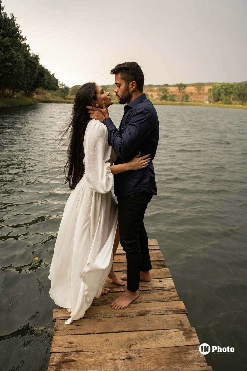 Foto Ensaio Fotográfico de Casal Inspiração na Fazenda Água Limpa Stéfany e Lucas  - Imagem 10
