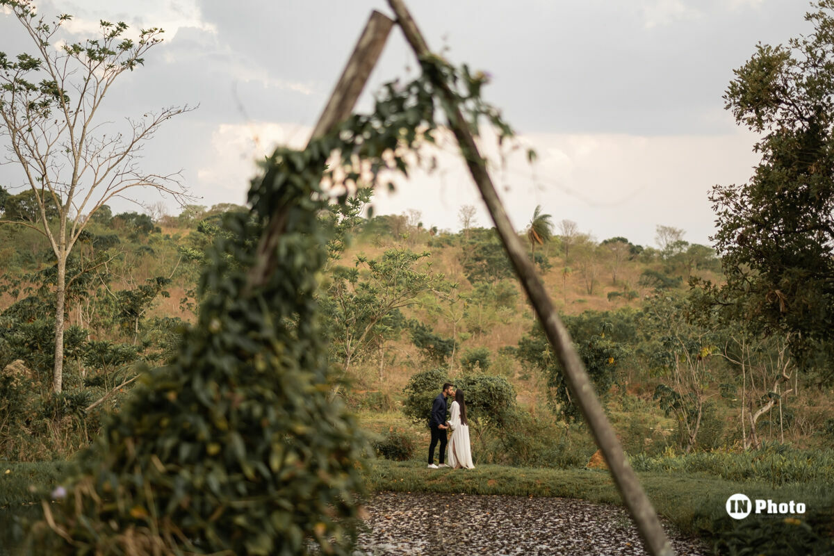 Foto Ensaio Fotográfico de Casal Inspiração na Fazenda Água Limpa Stéfany e Lucas  - Imagem 14