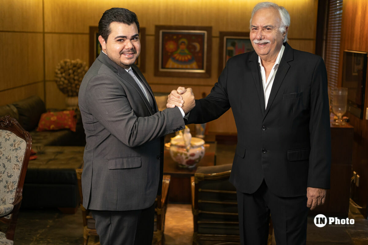 Foto Casamento Clássico na Reitoria Nossa Senhora das Graças e Bella Eventos Larissa e Leopoldo - Imagem 8