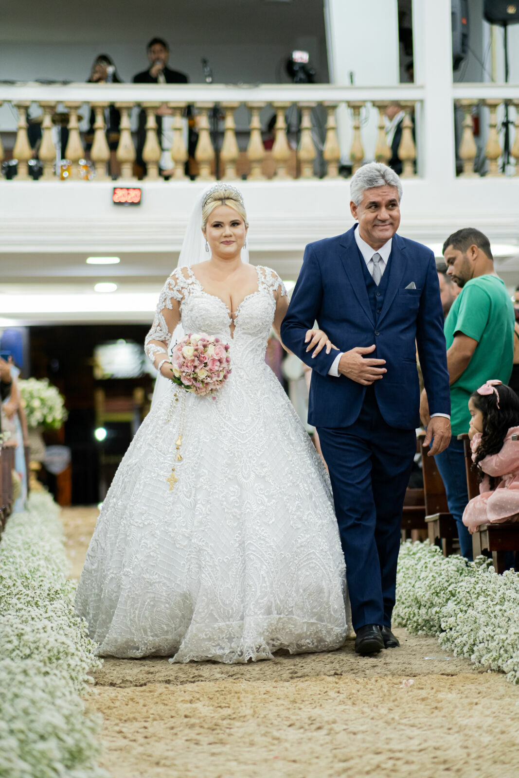 Foto Inspiração Casamento Clássico na Igreja São Paulo Apóstolo Larianne e Franciel Foto Inspiração Casamento Clássico na Igreja São Paulo Apóstolo Larianne e Franciel - Imagem 38