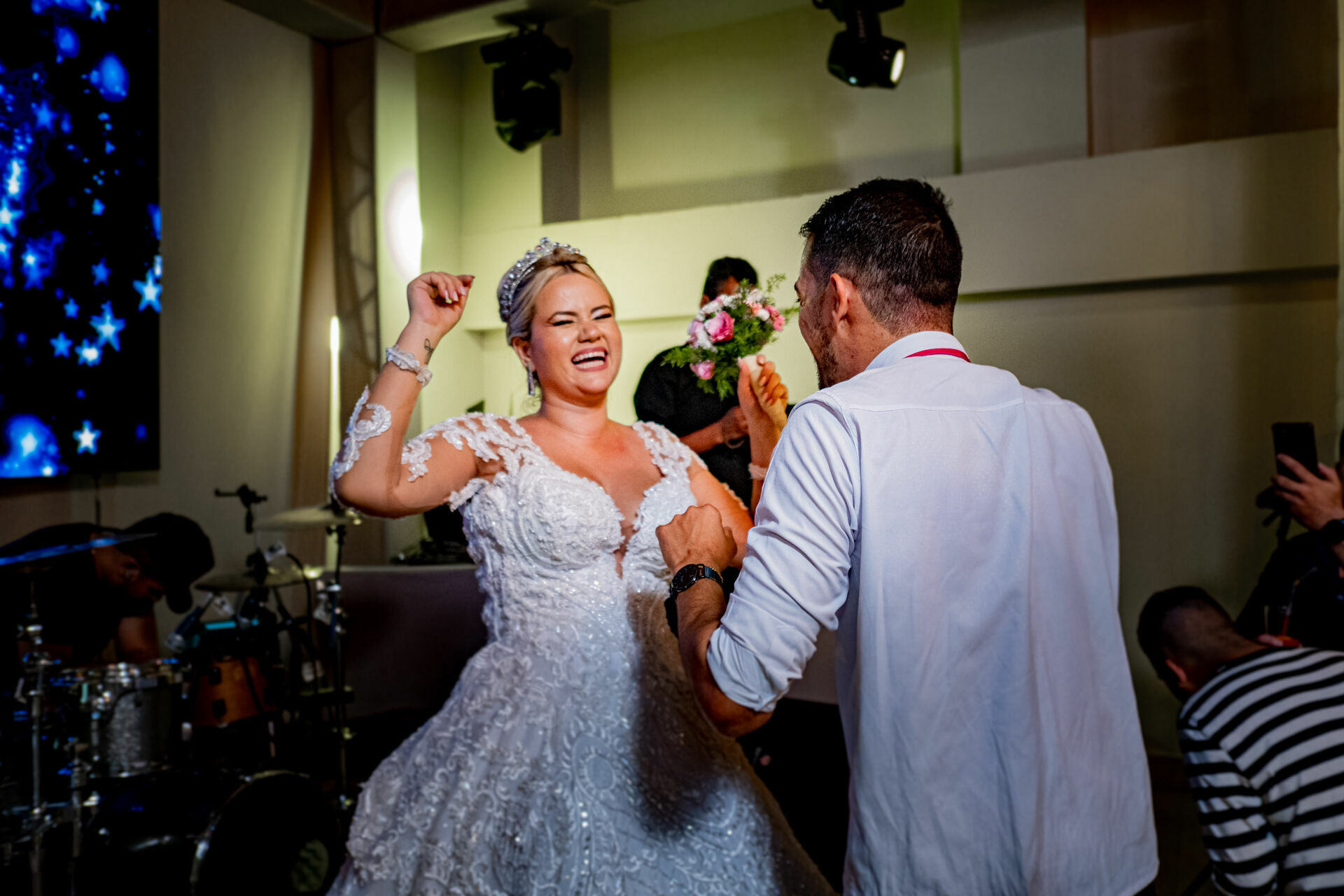 Foto Inspiração Casamento Clássico na Igreja São Paulo Apóstolo Larianne e Franciel Foto Inspiração Casamento Clássico na Igreja São Paulo Apóstolo Larianne e Franciel - Imagem 43