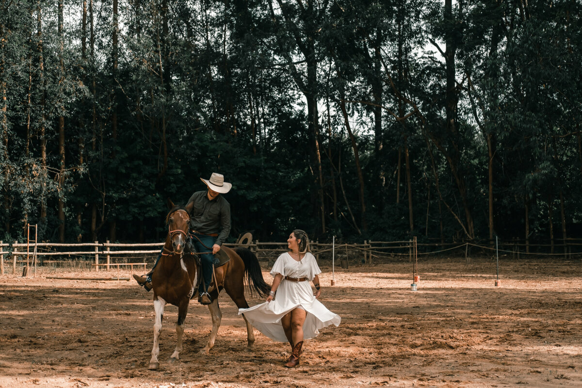 Ensaio Fotográfico Pré Wedding Country Inspiração Jéssica e Vinícius Ensaio Fotográfico Pré Wedding Country Inspiração Jéssica e Vinícius