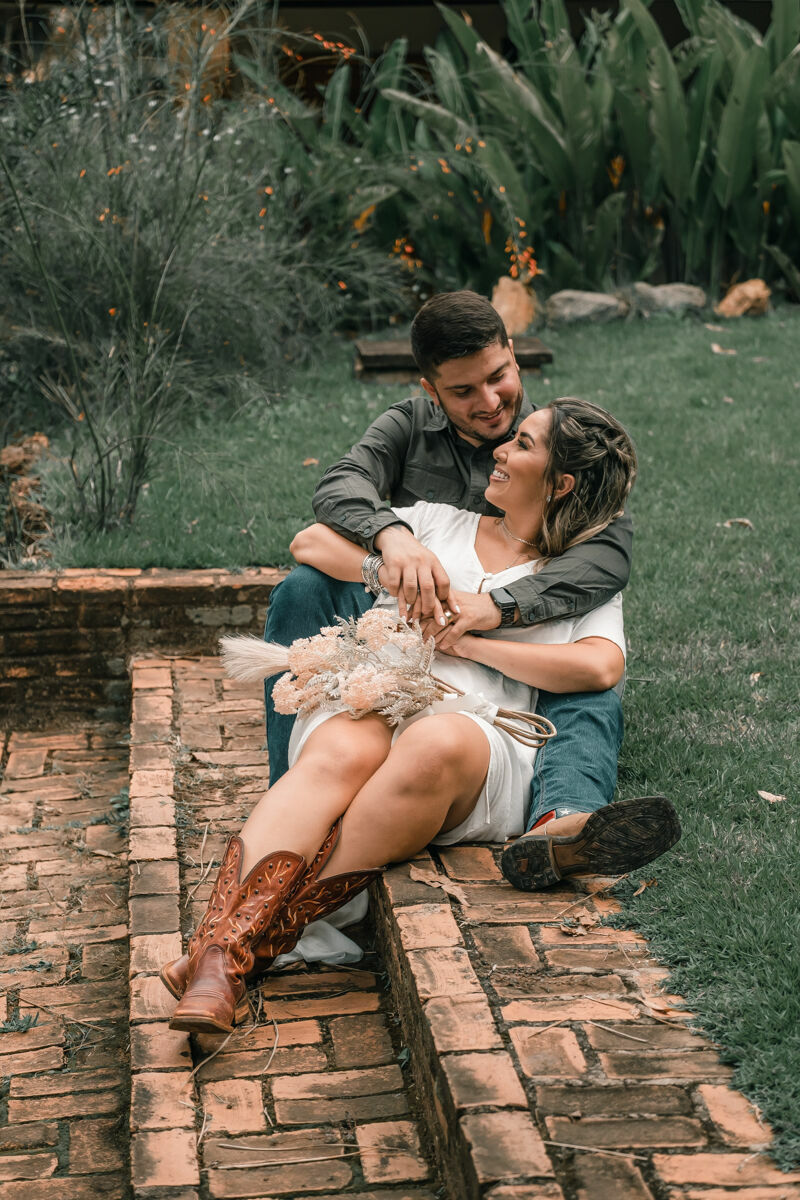 Foto Ensaio Fotográfico Pré Wedding Country Inspiração Jéssica e Vinícius Foto Ensaio Fotográfico Pré Wedding Country Inspiração Jéssica e Vinícius - Imagem 2