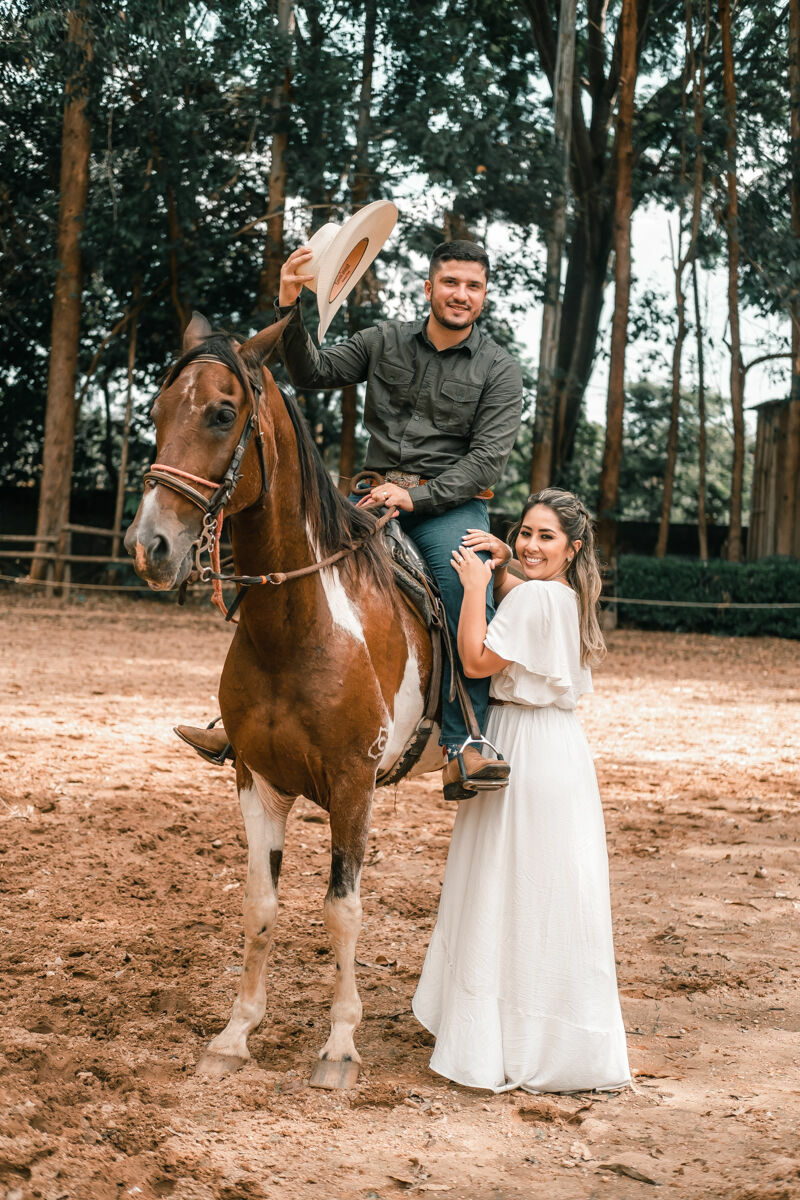 Foto Ensaio Fotográfico Pré Wedding Country Inspiração Jéssica e Vinícius Foto Ensaio Fotográfico Pré Wedding Country Inspiração Jéssica e Vinícius - Imagem 31