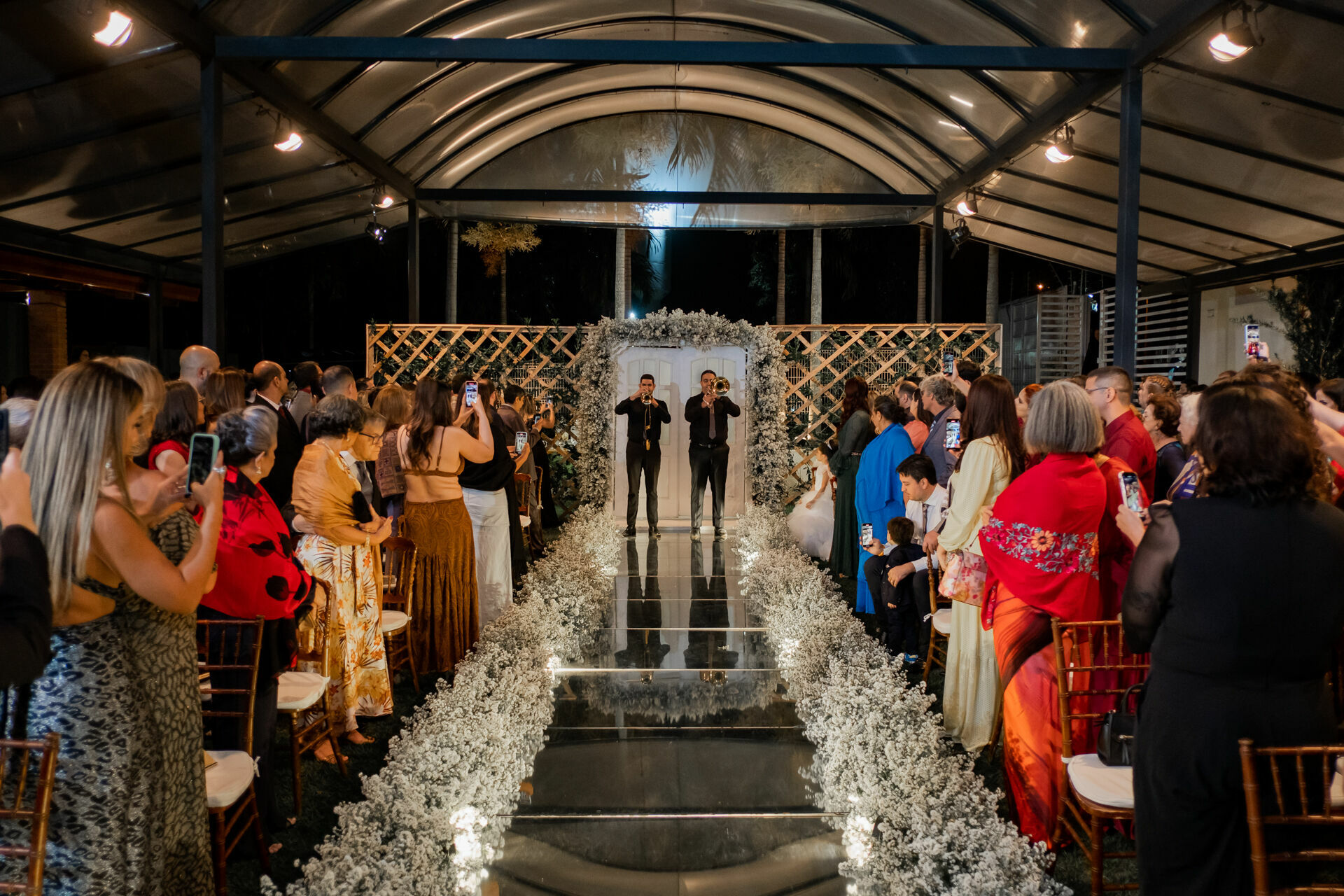 Foto Casamento Clássico Inspiração no Espaço Alegranza Kandice e Paul Foto Casamento Clássico Inspiração no Espaço Alegranza Kandice e Paul - Imagem 19