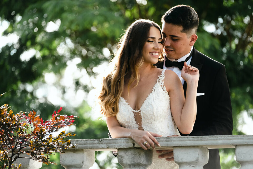 Um Pre-wedding Mágico: Belle e João Victor na Villa Giardini, em Brasília