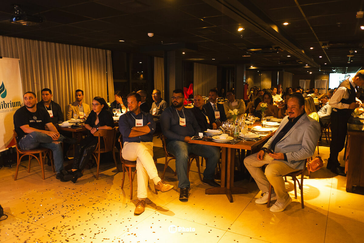 Foto Lançamento Bni Buriti: Nosso Olhar Sobre Essa Noite Memorável Foto Lançamento Bni Buriti: Nosso Olhar Sobre Essa Noite Memorável - Imagem 535