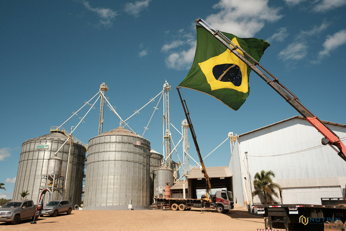 Foto Sucesso, Estratégia e Imagens que Contam Histórias: A Cobertura Fotográfica do Stand Notrin na Fazenda Planalto Foto Sucesso, Estratégia e Imagens que Contam Histórias: A Cobertura Fotográfica do Stand Notrin na Fazenda Planalto - Imagem 0