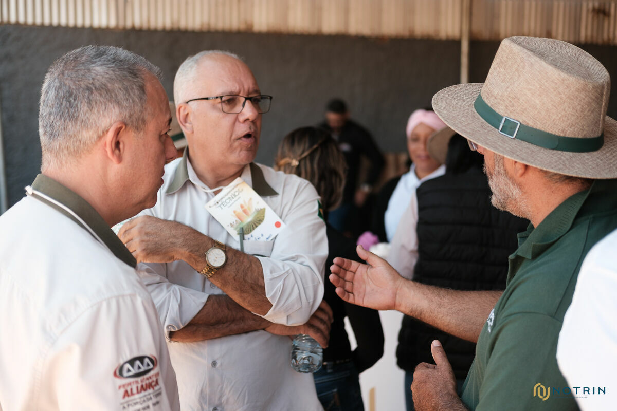 Foto Sucesso, Estratégia e Imagens que Contam Histórias: A Cobertura Fotográfica do Stand Notrin na Fazenda Planalto Foto Sucesso, Estratégia e Imagens que Contam Histórias: A Cobertura Fotográfica do Stand Notrin na Fazenda Planalto - Imagem 29