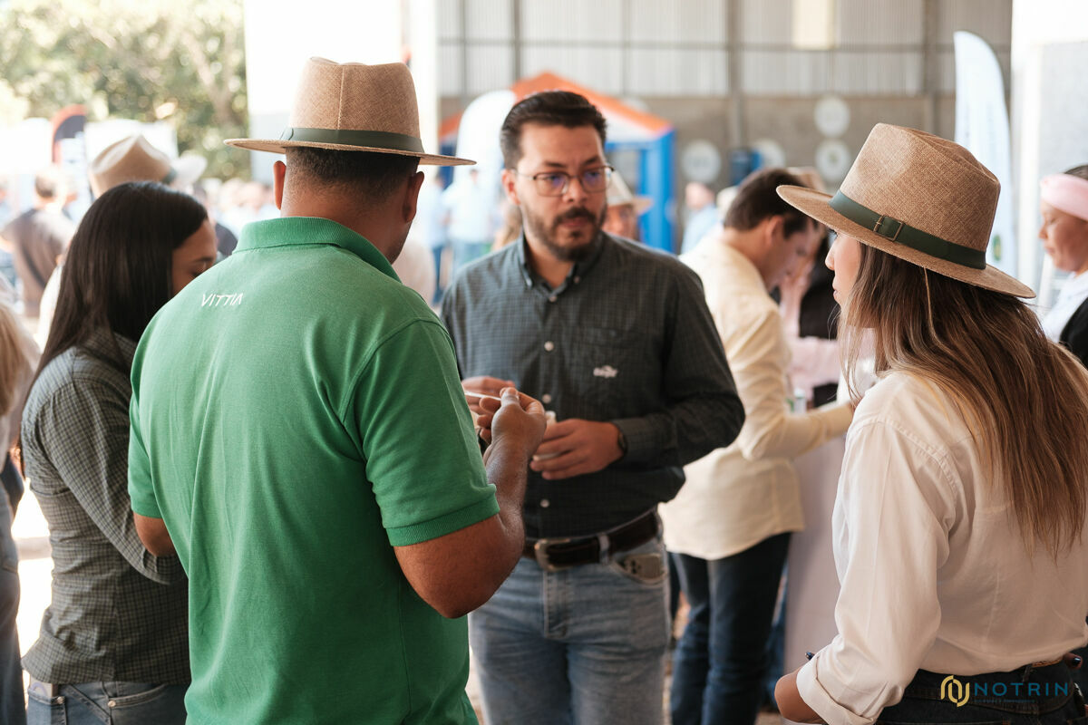 Foto Sucesso, Estratégia e Imagens que Contam Histórias: A Cobertura Fotográfica do Stand Notrin na Fazenda Planalto Foto Sucesso, Estratégia e Imagens que Contam Histórias: A Cobertura Fotográfica do Stand Notrin na Fazenda Planalto - Imagem 26