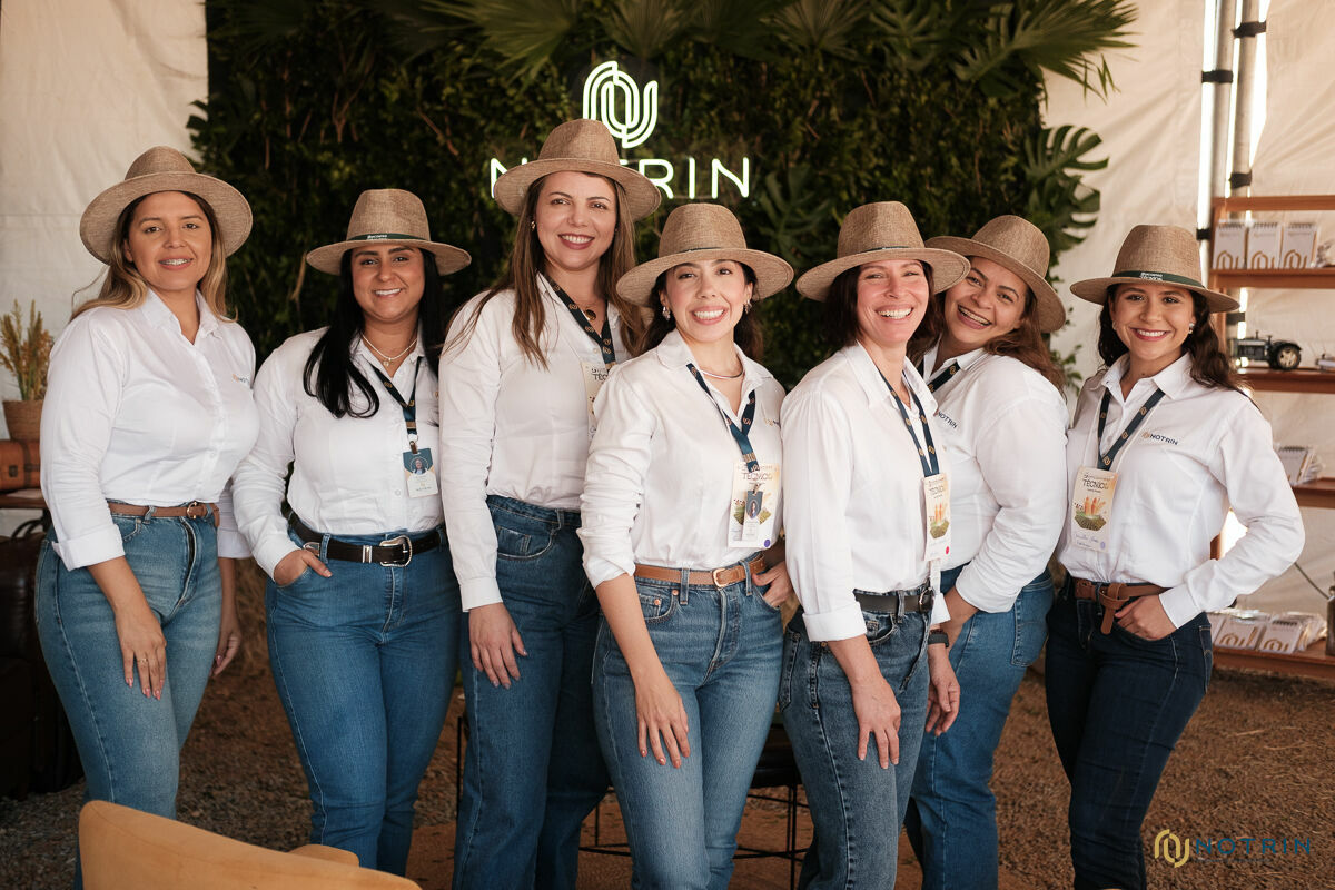 Foto Sucesso, Estratégia e Imagens que Contam Histórias: A Cobertura Fotográfica do Stand Notrin na Fazenda Planalto Foto Sucesso, Estratégia e Imagens que Contam Histórias: A Cobertura Fotográfica do Stand Notrin na Fazenda Planalto - Imagem 110