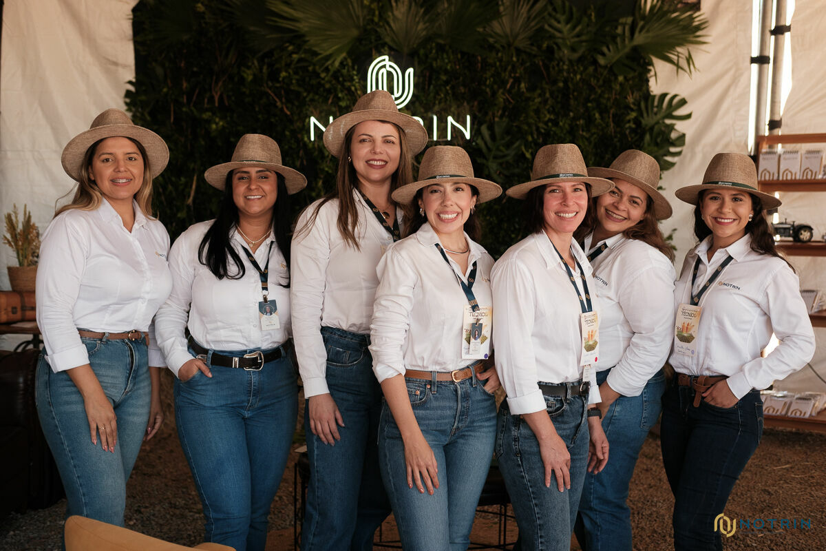 Foto Sucesso, Estratégia e Imagens que Contam Histórias: A Cobertura Fotográfica do Stand Notrin na Fazenda Planalto Foto Sucesso, Estratégia e Imagens que Contam Histórias: A Cobertura Fotográfica do Stand Notrin na Fazenda Planalto - Imagem 114